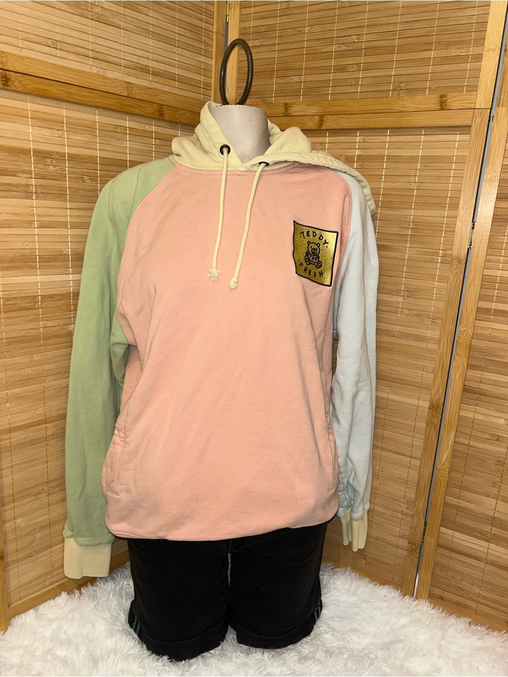 Teddy Fresh Hoodie Men's small Long Sleeve Pullover Hooded sweatshirt fleece